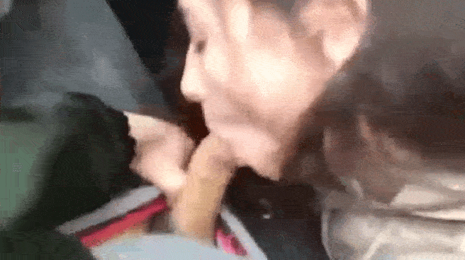 Подруга член отсосала прямо в автобусе