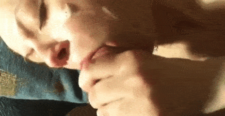 Как пиздато ты сосешь. Жена сосет с разговорами на русском